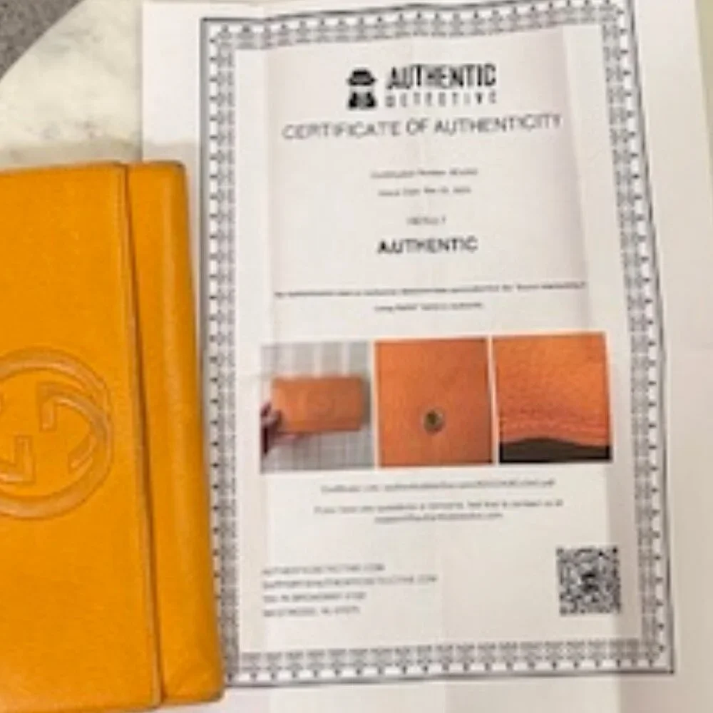 Authentic Gucci long wallet - Picture 4 of 9